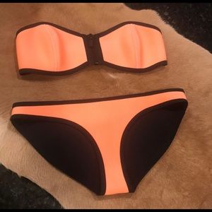 Triangl Orange bikini
